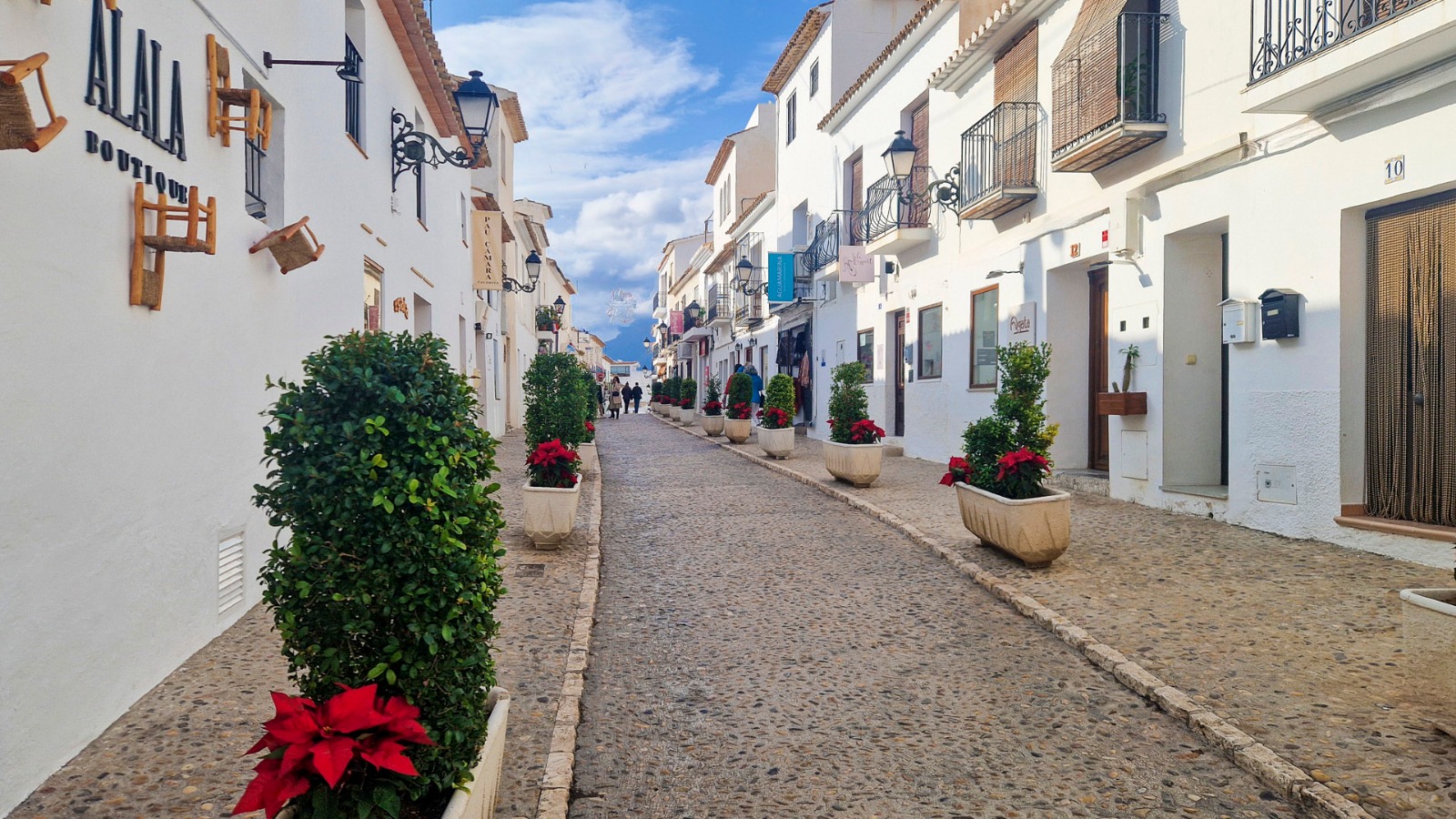 WhatsApp Image 2026 01 04 at 20.07.23